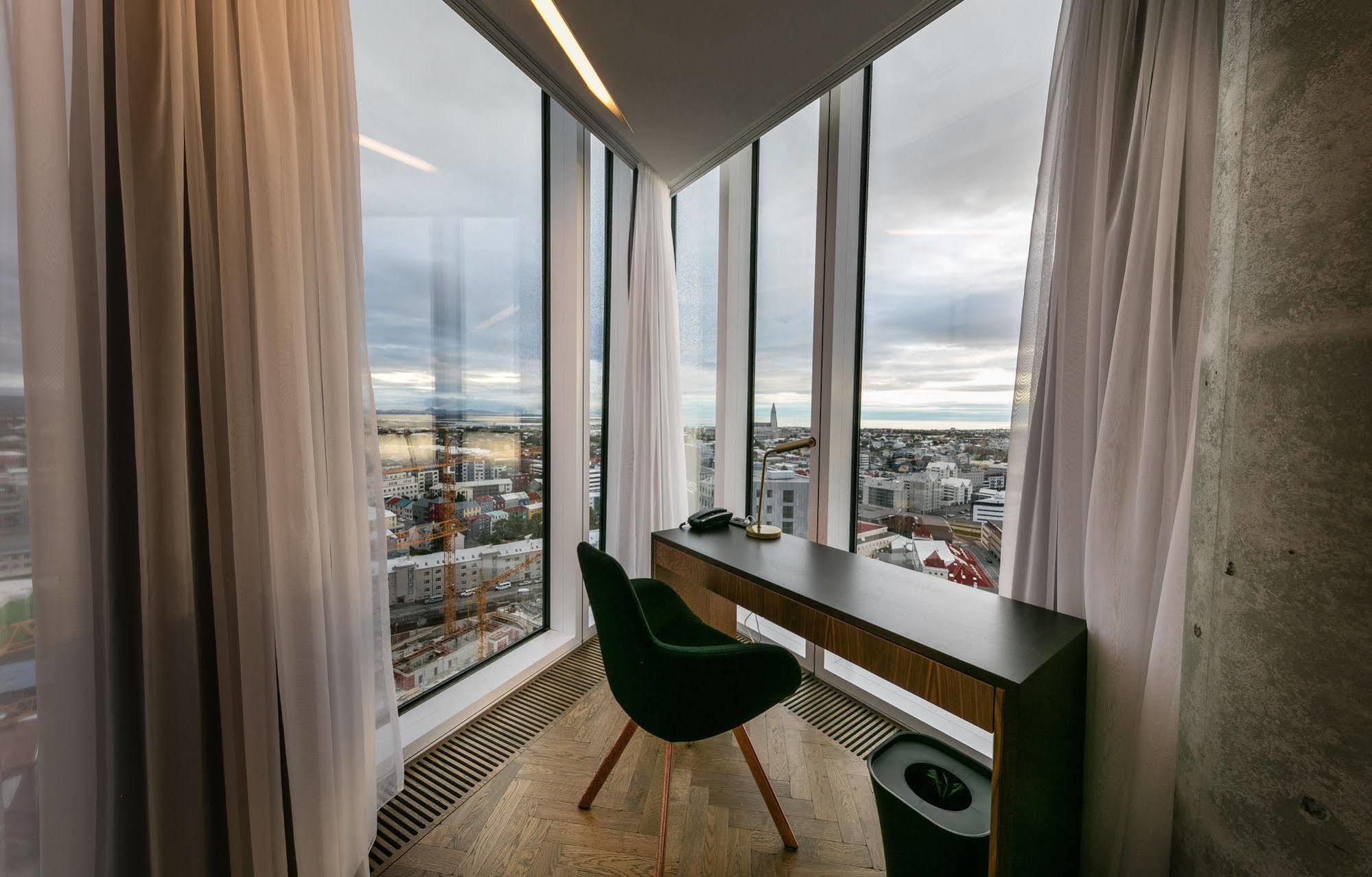 Tower Suites Reykjavik Bagian luar foto